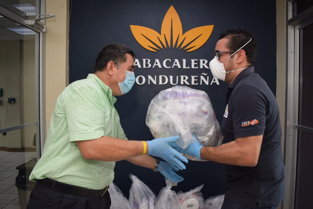 british american tobacco honduras British American Tobacco (BAT), realizó diferentes donaciones en Cofradía,  Cortés para los pobladores y la Policia Nacional. » ANDI