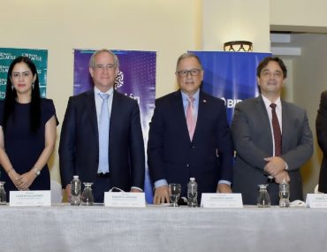 Alianzas financieras a beneficio de la economía de Centro América y República Dominicana