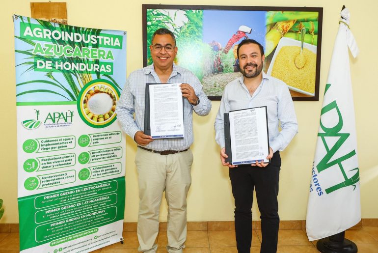 Azucareros e ICF renuevan convenio de cooperación para la conservación forestal en Honduras